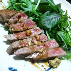 A picture of Medium-Rare Made Easy Superb Beef Steak.