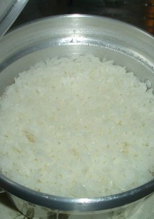 A picture of How to Make Delicious White Rice--In a Pot.