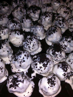 A picture of Oreo truffles.