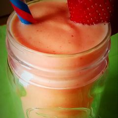 A picture of Summer on a Snowy Day Smoothie.