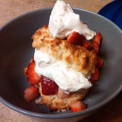 A picture of Strawberry Shortcake with Marscapone cream.