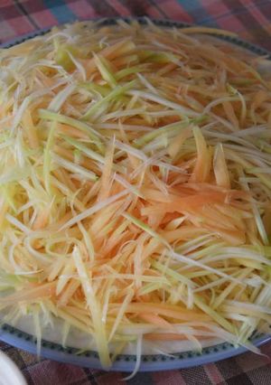Una foto de Aprende a cocinar Papaya salad!!