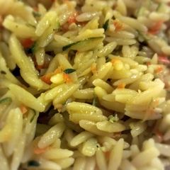 A picture of Lemon orzo primavera.