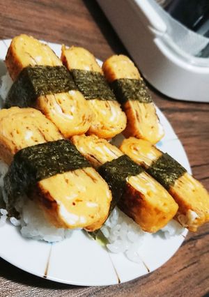A picture of Sweet Tamago Sushi.
