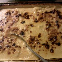 A picture of cheesy creamy potatoes.