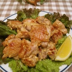 Juicy Pan-Fried Chicken with Mayonnaise A picture of Juicy Pan-Fried Chicken with Mayonnaise.