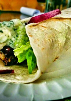 A picture of Easy Greek Chicken Wraps.