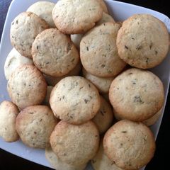 A picture of Lemon & Lavender Cookies.