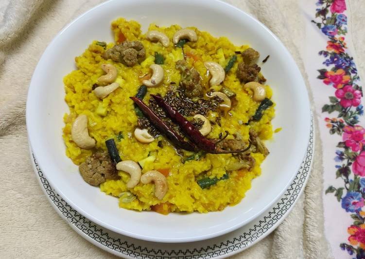 Recipe: Delicious Bengali Bhuni Khichuri or Khichdi for Bhog