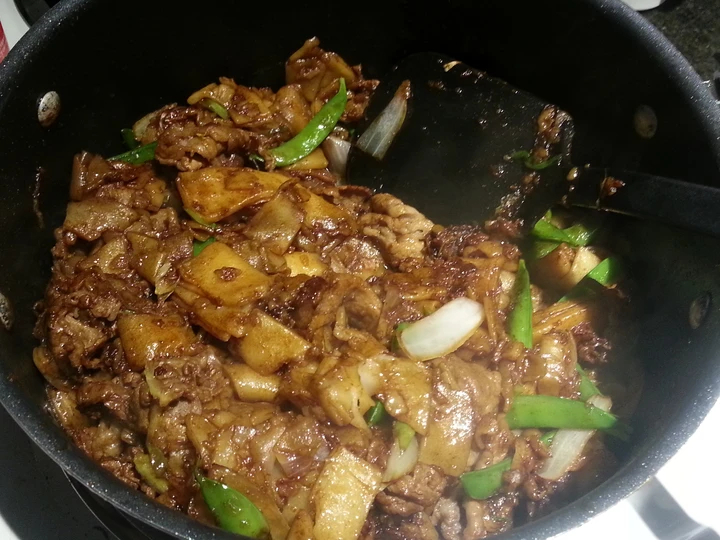 Easy Steps to Prepare Classic Chinese Beef with Fat Noodles the Perfect You can take Joss in your mouth