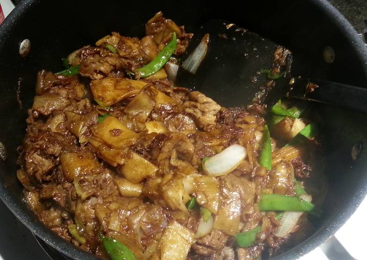 Recipe of Quick Classic Chinese Beef with Fat Noodles