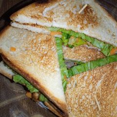 A picture of Easy chicken sandwich.