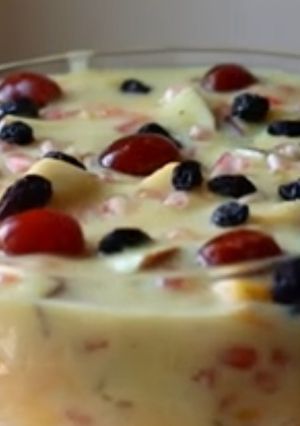 A picture of Fruit custard.
