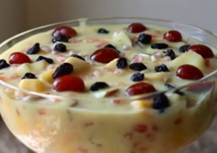 Recipe of Any-night-of-the-week Fruit custard