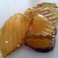 A picture of Fire and Ice pickles.