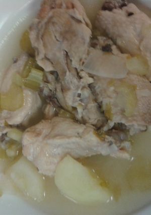 A picture of Chicken Souse.