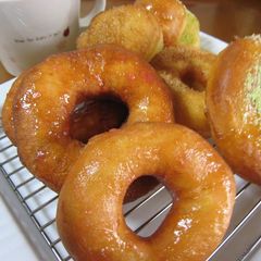 Melt-in-Your-Mouth Fluffy Doughnuts A picture of Melt-in-Your-Mouth Fluffy Doughnuts.
