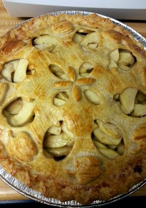 A picture of Autumn Apple Pie.