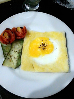 A picture of Egg in Bread.