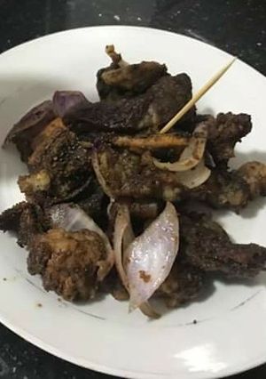 A picture of Fried goat meat.