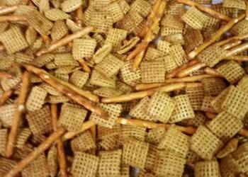 Easy Cooking Recipe Traditional Party Mix Delicious Nutritious