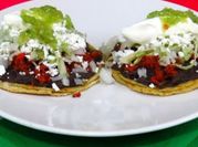 Una foto de sopes de maseca