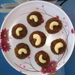 A picture of Mawa besan peda.