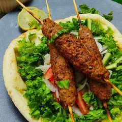 A picture of Bbq seekh kabab.