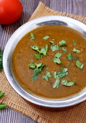 A picture of Urad Dal Chainsoo.