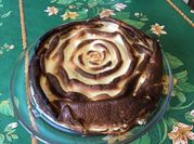 Une photo de desserts à la rhubarbe