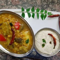 A picture of Idli sambar.