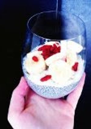 A picture of Chia Pudding.