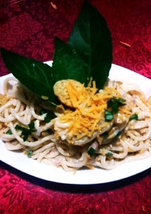 A picture of Tuna de Rossi in White Sauce.