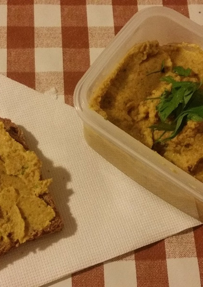 Una foto de Paté de lentejas y cebolla