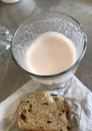 Una foto de Durazno y mango licuado