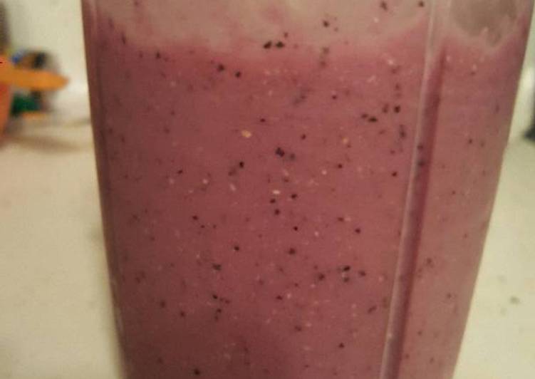 Recipe of Speedy Blue berry pineapple smoothie