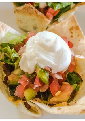 A picture of Mini Taco Bowls.