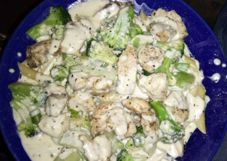 Recipe of Homemade Chicken Alfredo