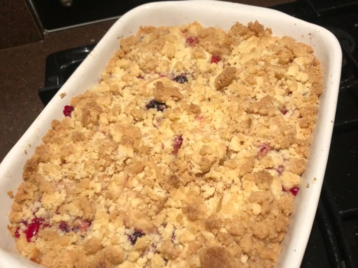 Easy Way Make Apple &amp;amp; berry crumble which So Delicious