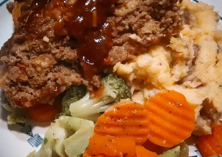 Steps to Make Perfect Rachael&#39;s famous meatloaf