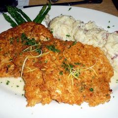 A picture of Crispy Lemon Chicken.