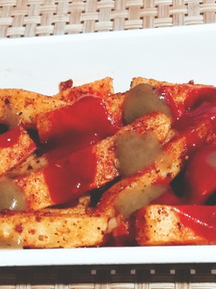 पेरी पेरी फ्रेंच फ्राई (peri peri french fries recipe in HIndi) रेसिपी मुख्य फोटो
