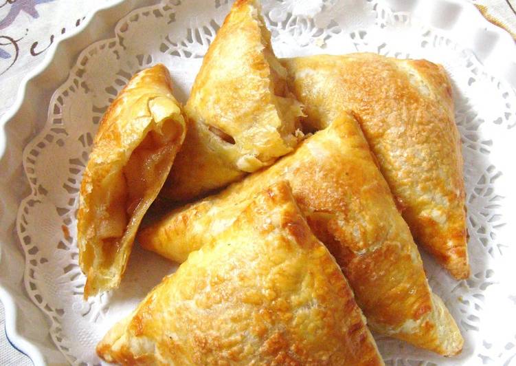Recipe of Appetizing American Apple Pie Turnovers