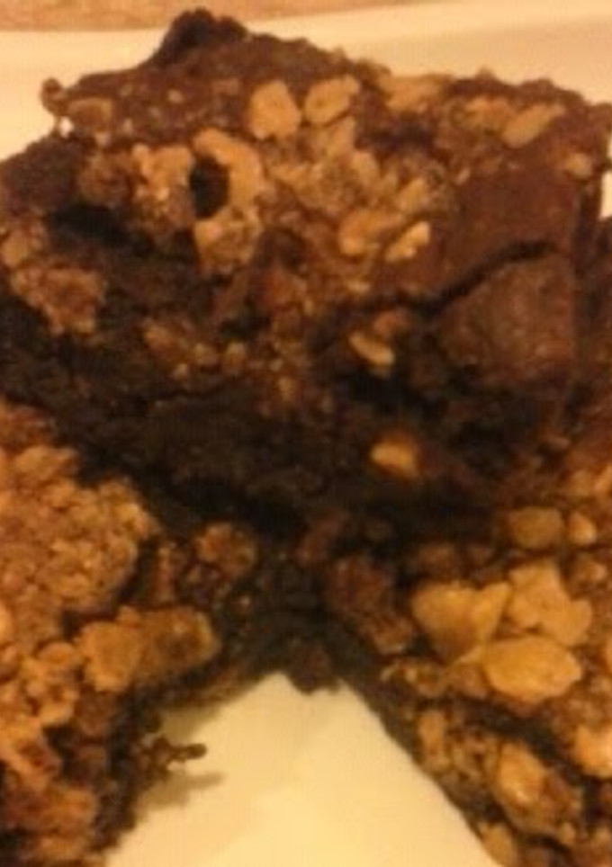 A picture of Fudgy Toffee Bits Brownies.