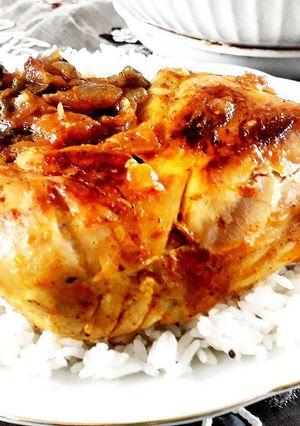عکسی از دستور مرغ زعفرونی همراه باکته