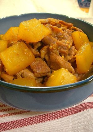 A picture of Stewed in the Microwave Daikon Radish and Pork Rich Stir-Fry.