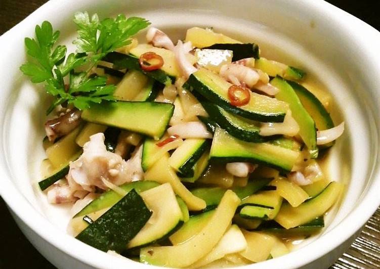 Sauteed Squid and Zucchini with Anchovies