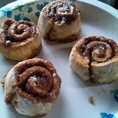 A picture of Easy Cinnamon Rolls.