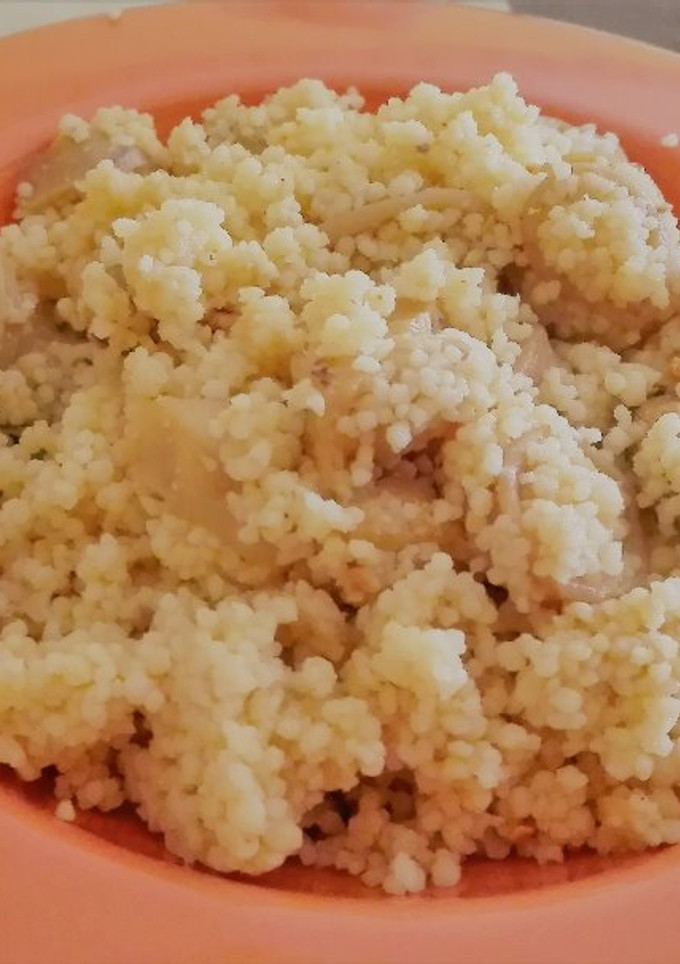 Una foto de Paella marinera de cuscús
