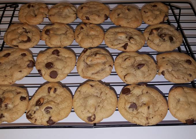 Miriam Pascal's Best Ever No Butter Chocolate Chip Cookies